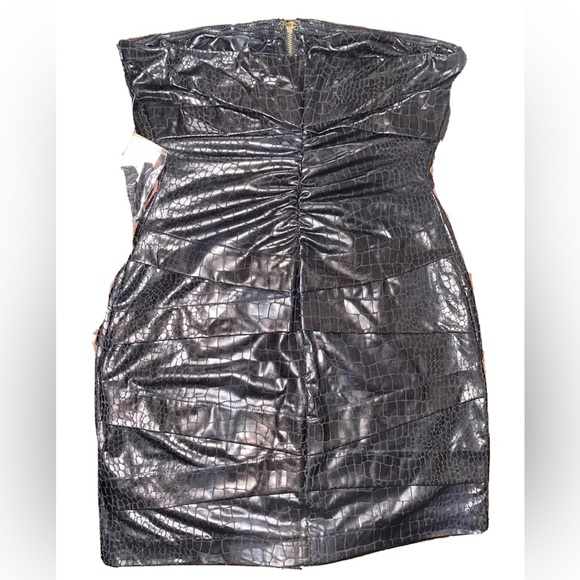 Forever 21: Black Faux Croc Print Zip Front Tube Dress | Size M - Picture 3 of 8